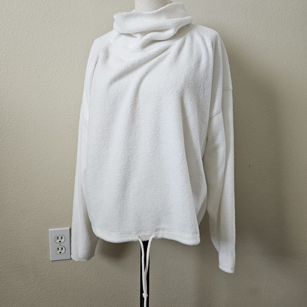 Aerie Cozy White Cowl Turtleneck Sweater M